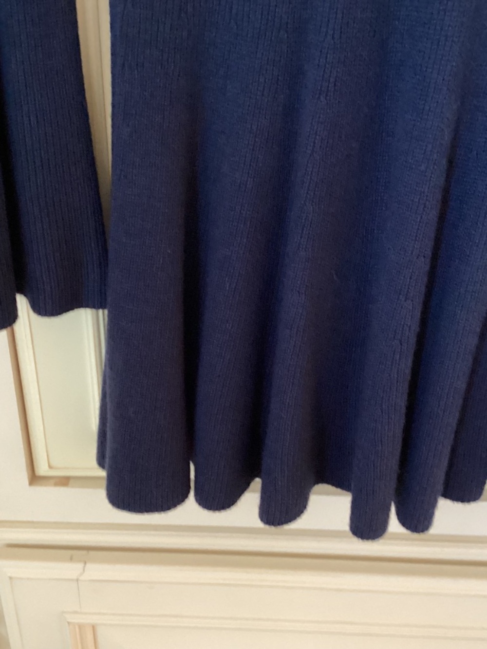 LORI FELT - BELL SLEEVE SWEATER / DRESS - NAVY BLUE RIBBED KNIT - SIZE M - Picture 4 of 9